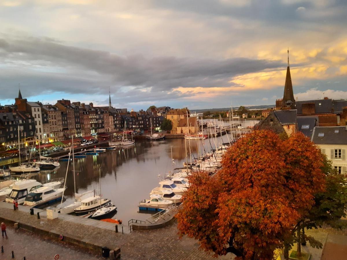 Le17Ho Hotell Honfleur Eksteriør bilde